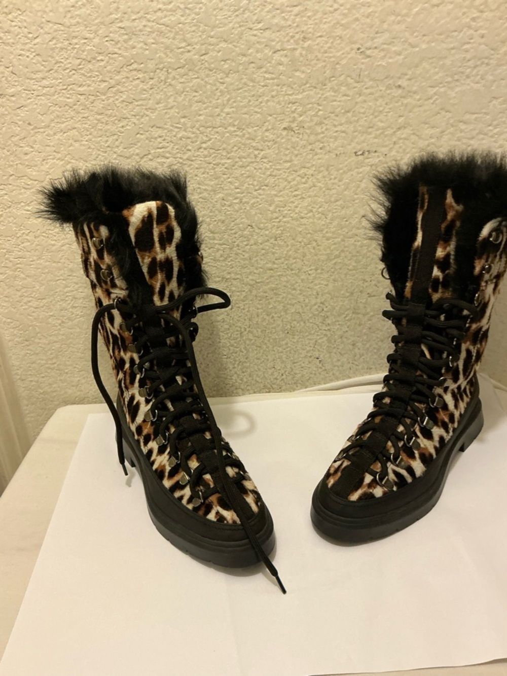 NWOT Stuart Weitzman 6  Animal Print Lace Up Boots Calf Hair Faux Fur Lining